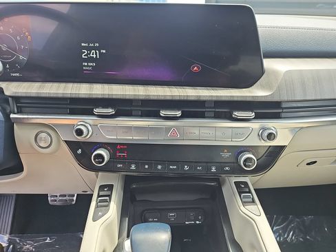Used 2023 Kia Telluride SX Prestige AWD/4WD image 26