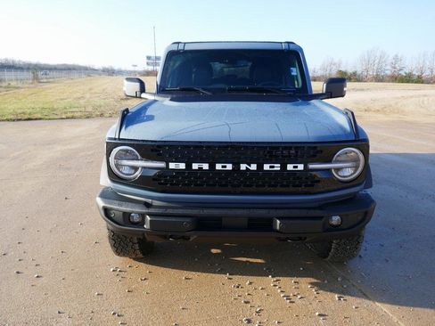 New 2025 Ford Bronco Outer Banks image 8