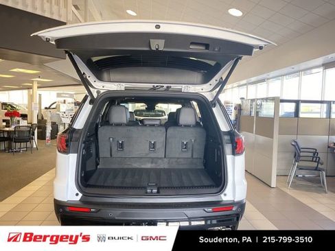 New 2026 GMC Acadia Elevation w/ Black Edition FWD image 19