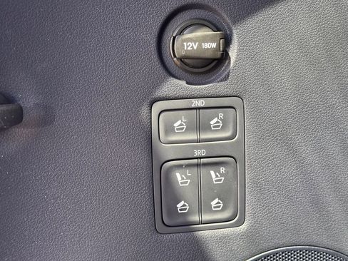 Used 2025 Hyundai Palisade Limited image 16