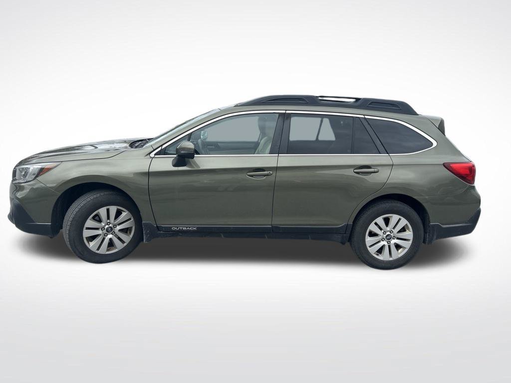 Used 2018 Subaru Outback 2.5i Premium AWD/4WD image 9