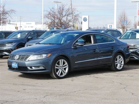 Used 2013 Volkswagen CC Lux image 3