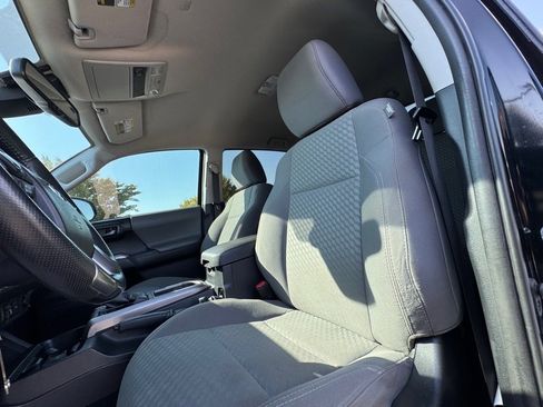 Used 2021 Toyota Tacoma SR5 image 14