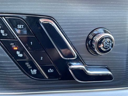 New 2025 Cadillac Lyriq Luxury RWD image 12