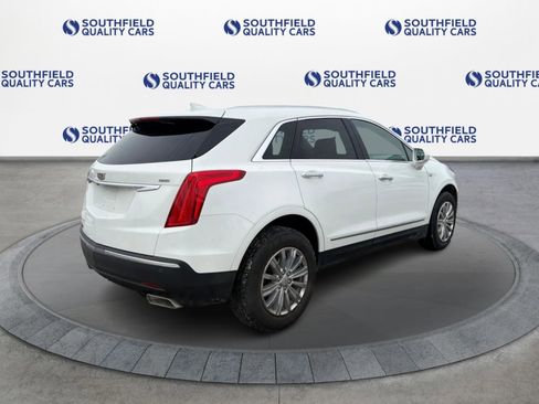 Used 2018 Cadillac XT5 Luxury w/ Driver Awareness Package AWD/4WD image 7