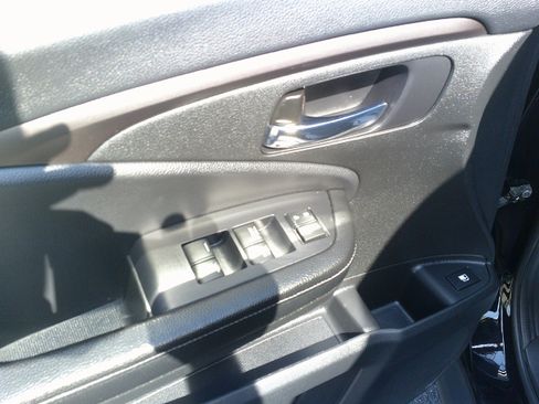 Used 2019 Honda Ridgeline RTL image 21