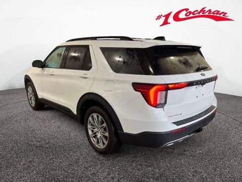 New 2026 Ford Explorer Active w/ Active Comfort Package AWD/4WD image 5