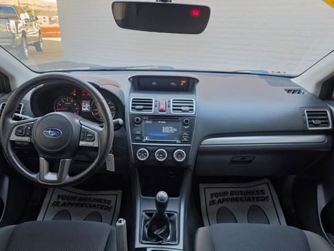 Used 2017 Subaru Crosstrek 2.0i AWD/4WD image 9