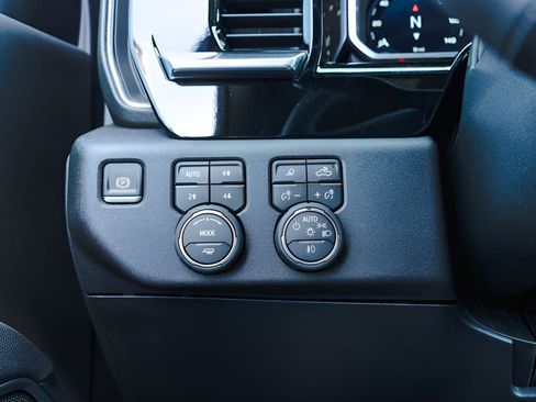 New 2026 Chevrolet Silverado 2500 LTZ w/ LTZ Plus Package AWD/4WD image 13