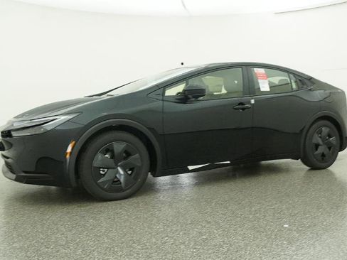 New 2026 Toyota Prius LE image 18