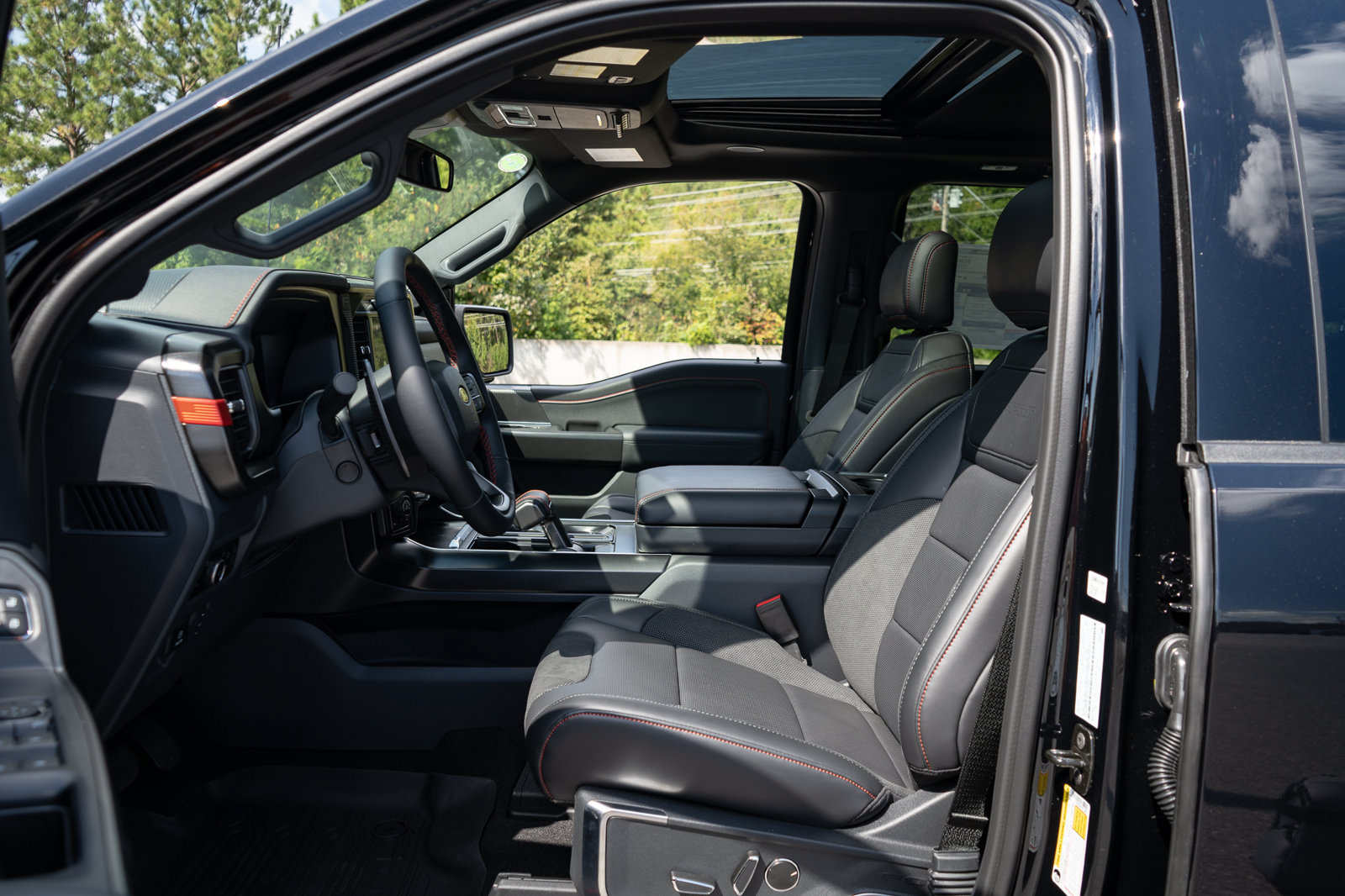 New 2026 Ford F150 Raptor AWD/4WD image 32