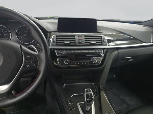 Used 2017 BMW 330i xDrive Sedan AWD/4WD image 30