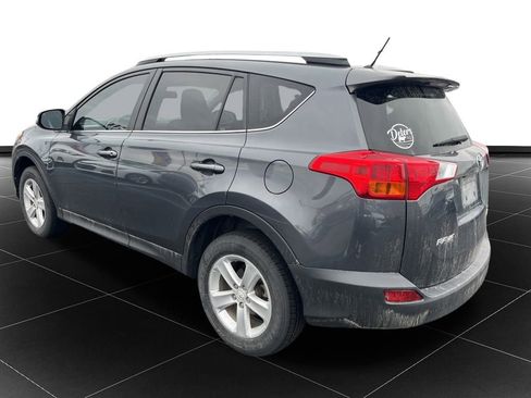 Used 2013 Toyota RAV4 XLE image 3