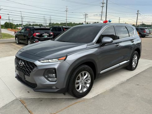 Used 2019 Hyundai Santa Fe SEL AWD/4WD image 6
