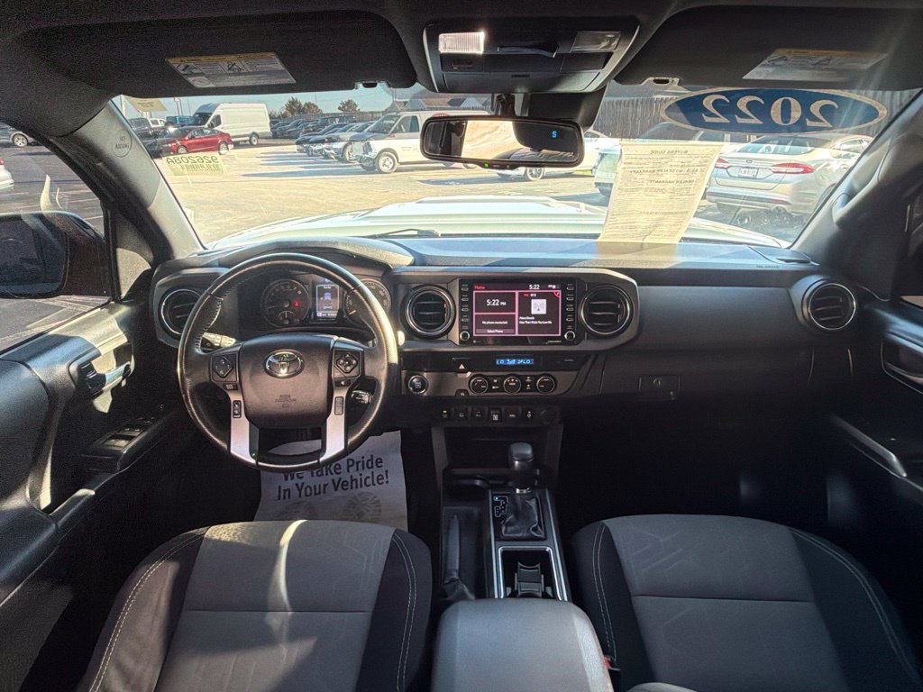 Used 2022 Toyota Tacoma TRD Sport w/ Technology Package RWD image 20