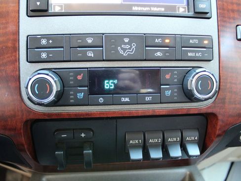 Used 2011 Ford F350 King Ranch w/ FX4 Off Road Pkg image 21