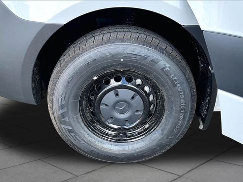 New 2026 Mercedes-Benz Sprinter 2500 image 11