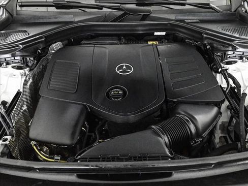 Certified 2025 Mercedes-Benz GLC 350e 4MATIC image 25