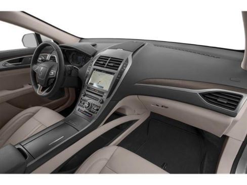 Used 2018 Lincoln MKZ Premiere FWD image 16