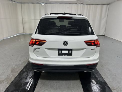 Used 2020 Volkswagen Tiguan SE w/ Panoramic Sunroof Package AWD/4WD image 21