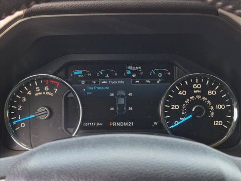 Used 2015 Ford F150 Lariat w/ Equipment Group 502A Luxury AWD/4WD image 10