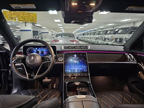 Certified 2022 Mercedes-Benz S 580 4MATIC Sedan image 9