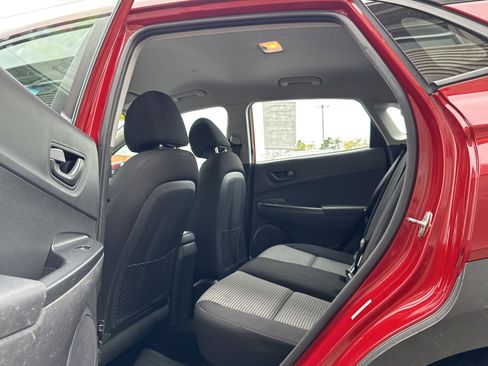 Used 2021 Hyundai Kona SE AWD/4WD image 10