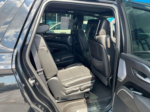 Used 2023 Cadillac Escalade Sport Platinum AWD/4WD image 55