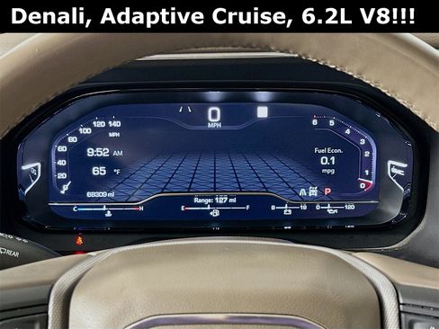 Used 2023 GMC Yukon XL Denali image 11