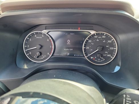 Used 2023 Nissan Rogue SV FWD image 27