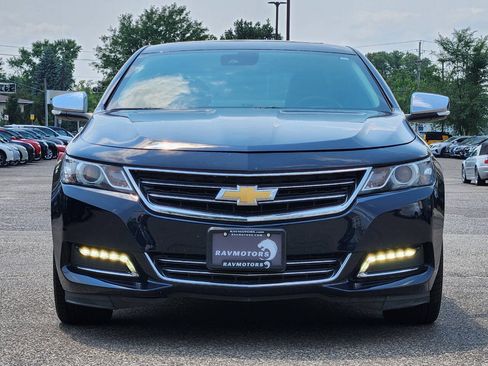 Used 2017 Chevrolet Impala Premier w/ Enhanced Convenience Package FWD image 5