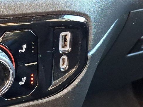 Certified 2023 Chevrolet Silverado 1500 LT image 25