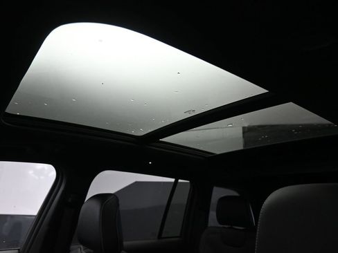 New 2025 Jeep Grand Cherokee Limited w/ Trailer Tow Package image 20