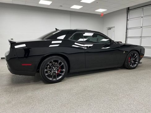 Used 2022 Dodge Challenger R/T Scat Pack w/ Shaker Package RWD image 11