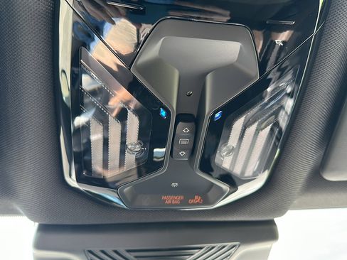 New 2026 BMW X3 xDrive30 w/ M Sport Package image 27