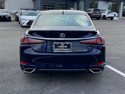 Certified 2023 Lexus ES 350 w/ Premium Package image 6
