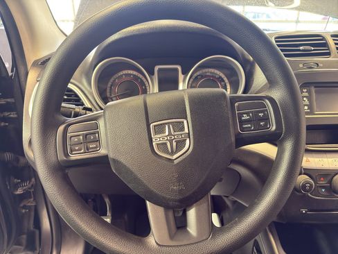 Used 2016 Dodge Journey SE image 16