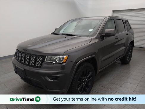 Used 2020 Jeep Grand Cherokee Altitude image 1