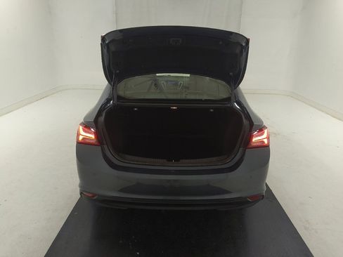Used 2021 Chevrolet Malibu LT FWD image 29