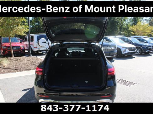 Certified 2025 Mercedes-Benz GLC 300 image 8