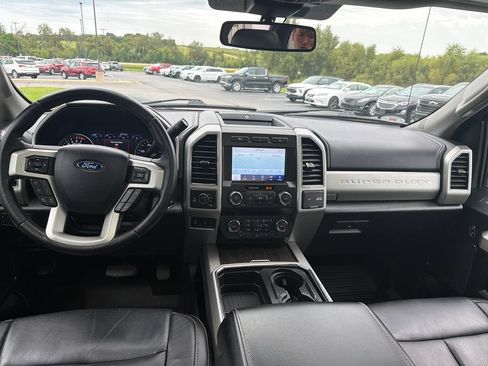 Used 2020 Ford F350 Lariat AWD/4WD image 9