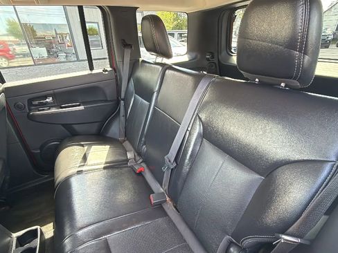 Used 2012 Jeep Liberty Limited Jet w/ Comfort/Convenience Group AWD/4WD image 20