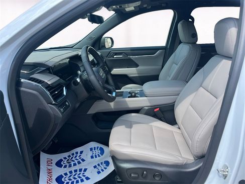 New 2026 GMC Acadia Elevation w/ Super Cruise Package image 9