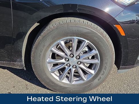 Used 2022 Buick Enclave Essence image 12