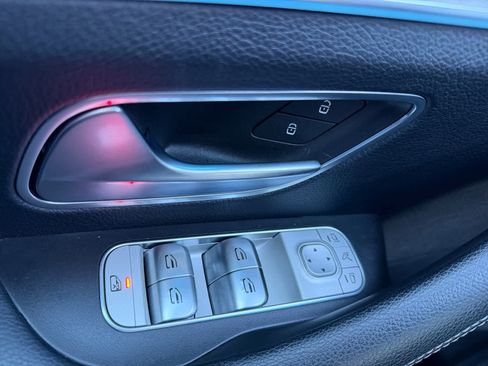 Used 2024 Mercedes-Benz GLS 450 4MATIC image 31