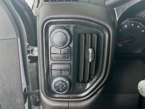 Used 2021 GMC Sierra 2500 4x4 Crew Cab w/ Convenience Package image 36