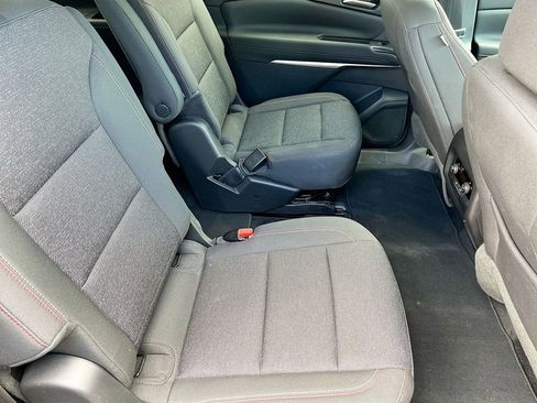 Used 2024 Chevrolet Traverse Z71 AWD/4WD image 28