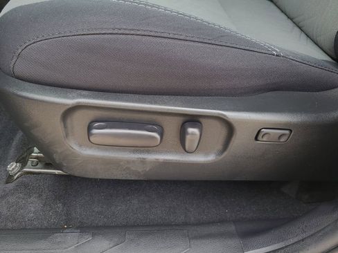 Used 2021 Toyota Tacoma TRD Off-Road image 19