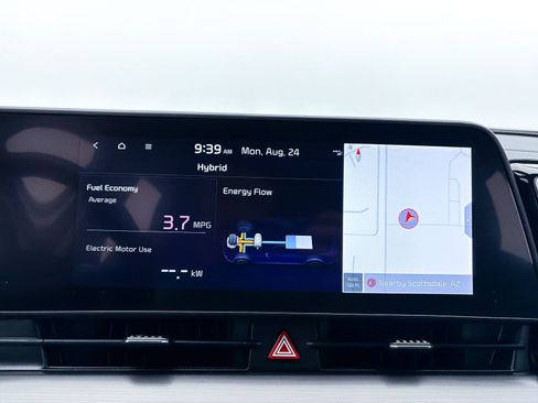 Certified 2023 Kia Sportage EX AWD/4WD image 4