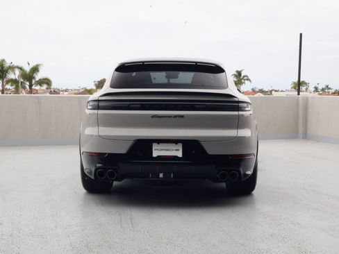 New 2026 Porsche Cayenne GTS AWD/4WD image 10